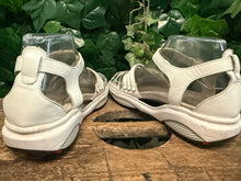 Afbeelding in Gallery-weergave laden, zo goed als nieuw sandalen van Xsensible maat 37 (wijdte H)