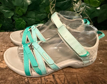 Afbeelding in Gallery-weergave laden, gewoon Nieuwe sandalen van Teva maat 40