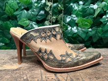 Afbeelding in Gallery-weergave laden, prachtige aparte muil van Sendra maat 40