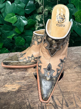 Afbeelding in Gallery-weergave laden, prachtige aparte muil van Sendra maat 40
