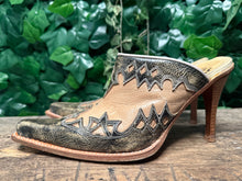 Afbeelding in Gallery-weergave laden, prachtige aparte muil van Sendra maat 40
