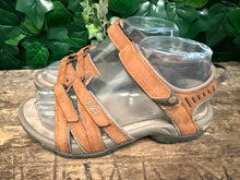 Afbeelding in Gallery-weergave laden, gewoon Nieuwe sandalen van Teva maat 37