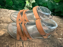 Afbeelding in Gallery-weergave laden, gewoon Nieuwe sandalen van Teva maat 37