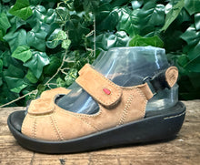 Afbeelding in Gallery-weergave laden, zo goed als nieuw sandalen van Wolky maat 37