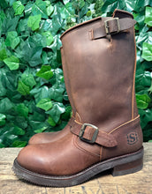 Afbeelding in Gallery-weergave laden, Nieuwe prachtige biker boots van Sendra maat 42