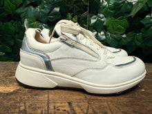 Afbeelding in Gallery-weergave laden, bijna Nieuwe sneakers van Xsensible maat 39 (wijdte HX)