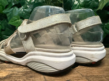 Afbeelding in Gallery-weergave laden, bijna Nieuwe sandalen van xsensible maat 37