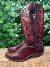 Afbeelding in Gallery-weergave laden, geweldig mooie vintage retro laarzen van Sendra maat 41