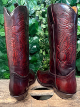 Afbeelding in Gallery-weergave laden, geweldig mooie vintage retro laarzen van Sendra maat 41
