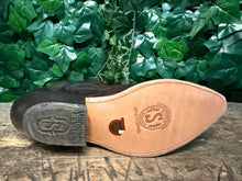 Afbeelding in Gallery-weergave laden, geweldig mooie vintage retro laarzen van Sendra maat 41