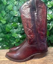Afbeelding in Gallery-weergave laden, geweldig mooie vintage retro laarzen van Sendra maat 41