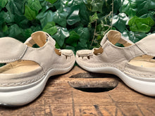 Afbeelding in Gallery-weergave laden, Nieuwe sandalen van Wolky maat 41