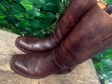 Afbeelding in Gallery-weergave laden, bijna Nieuwe stoere laarzen van sendra maat 42