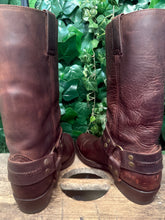 Afbeelding in Gallery-weergave laden, bijna Nieuwe stoere laarzen van sendra maat 42