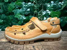 Afbeelding in Gallery-weergave laden, Nieuwe schoenen van Wolky maat 38
