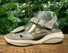Afbeelding in Gallery-weergave laden, Nieuwe sandalen van xsensible maat 37