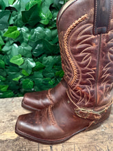 Afbeelding in Gallery-weergave laden, bijna Nieuwe stoere laarzen van sendra maat 40