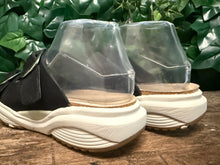 Afbeelding in Gallery-weergave laden, Nieuwe slippers van xsensible maat 38 (wijdte H)