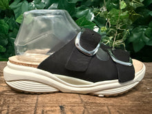 Afbeelding in Gallery-weergave laden, Nieuwe slippers van xsensible maat 38 (wijdte H)