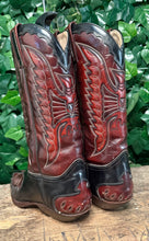 Afbeelding in Gallery-weergave laden, prachtige vintage laarzen van Sendra maat 42 (maat 8,5)