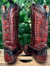 Afbeelding in Gallery-weergave laden, prachtige vintage laarzen van Sendra maat 42 (maat 8,5)