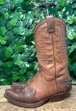 Afbeelding in Gallery-weergave laden, zo goed als nieuw stoere laarzen van sendra maat 38
