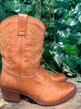 Afbeelding in Gallery-weergave laden, bijna Nieuwe mooie laarzen van sendra maat 37