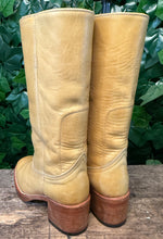 Afbeelding in Gallery-weergave laden, prachtige vintage blokhak laarzen van Sendra maat 39