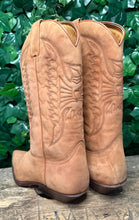 Afbeelding in Gallery-weergave laden, geweldig mooie laarzen van Sendra maat 45