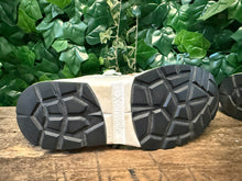 Afbeelding in Gallery-weergave laden, bijna Nieuwe sneakers van Xsensible maat 38 (wijdte G)