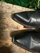 Afbeelding in Gallery-weergave laden, gewoon Nieuwe prachtige laarzen van sendra maat 38