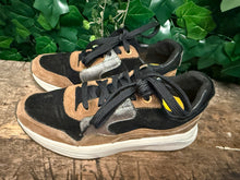 Afbeelding in Gallery-weergave laden, zo goed als nieuw sneakers van Xsensible maat 41 (wijdte GX)