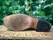 Afbeelding in Gallery-weergave laden, zo goed als nieuw volledig leren boots van Sendra maat 44