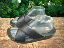 Afbeelding in Gallery-weergave laden, bijna Nieuwe slippers van Fitflop maat 40