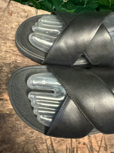 Afbeelding in Gallery-weergave laden, bijna Nieuwe slippers van Fitflop maat 40