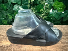 Afbeelding in Gallery-weergave laden, bijna Nieuwe slippers van Fitflop maat 40