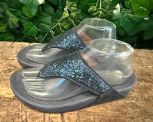 Afbeelding in Gallery-weergave laden, bijna Nieuwe slippers van Fitflop maat 39