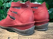 Afbeelding in Gallery-weergave laden, mooie bijna Nieuwe veterschoen loints of holland maat 37