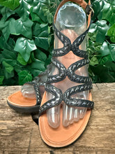 Afbeelding in Gallery-weergave laden, zo goed als nieuw prachtige sandalen van Fitflop maat 37