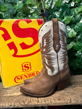 Afbeelding in Gallery-weergave laden, bijna Nieuwe prachtige laarzen van sendra maat 39