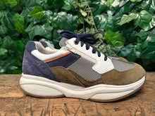 Afbeelding in Gallery-weergave laden, bijna Nieuwe sneakers van Xsensible maat 45 (wijdte H)