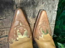 Afbeelding in Gallery-weergave laden, bijna Nieuwe fantastisch mooie laarzen van sendra maat 38