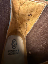 Afbeelding in Gallery-weergave laden, Nieuwe prachtige vintage laarzen van Sendra maat 38
