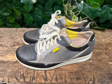 Afbeelding in Gallery-weergave laden, Nieuwe sneakers van Durea Go maat 37 (wijdte H)