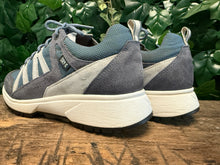 Afbeelding in Gallery-weergave laden, bijna Nieuwe sneakers van Xsensible maat 38 (wijdte H)