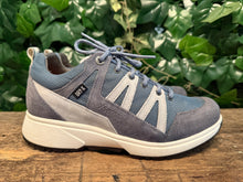 Afbeelding in Gallery-weergave laden, bijna Nieuwe sneakers van Xsensible maat 38 (wijdte H)