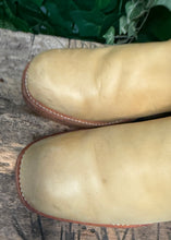 Afbeelding in Gallery-weergave laden, geweldig mooie vintage laarzen van Sendra maat 42