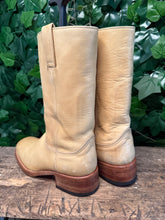 Afbeelding in Gallery-weergave laden, geweldig mooie vintage laarzen van Sendra maat 42