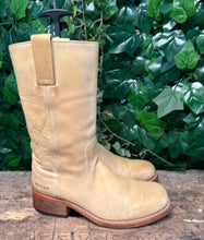 Afbeelding in Gallery-weergave laden, geweldig mooie vintage laarzen van Sendra maat 42