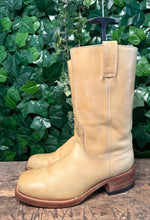 Afbeelding in Gallery-weergave laden, geweldig mooie vintage laarzen van Sendra maat 42